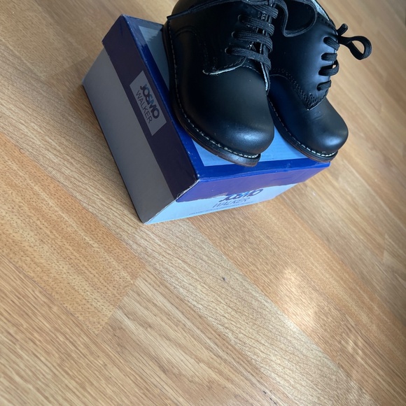 Josmo walking shoes - Picture 4 of 4